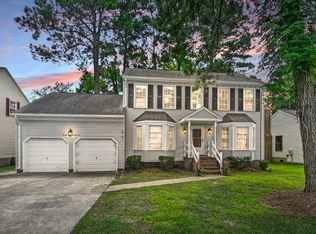 2476 Hunts Neck Trl, Virginia Beach, VA 23456