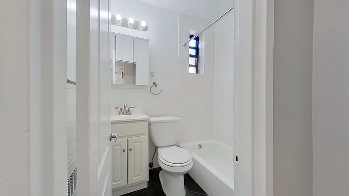 Rented by Compass | media 8