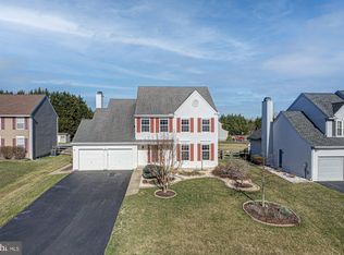 21 Oakview Dr, Newark, DE 19702