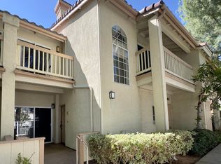 688 Indian Oak Ln Unit 107, Oak Park, CA 91377