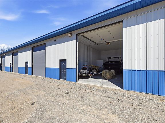 2nd image of 48130 Lake Ave #27