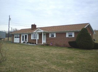 1118 Groves Rd, Canvas, WV 26662