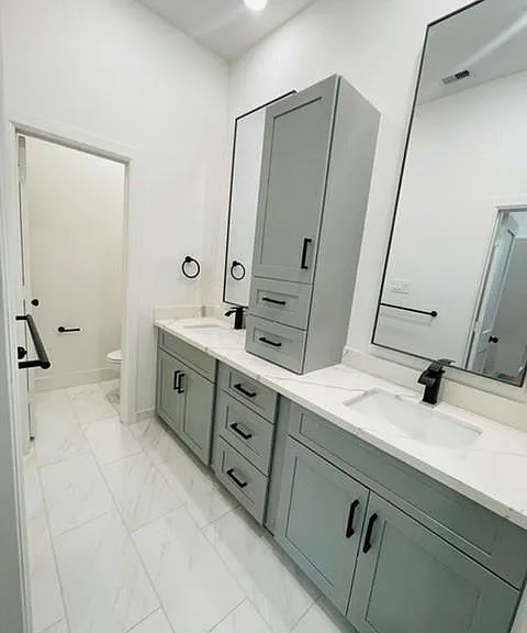 5312 Denmark St — Photo 14