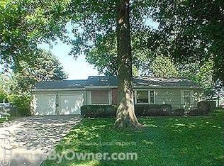 6009 Newton St, Overland Park, KS 66202