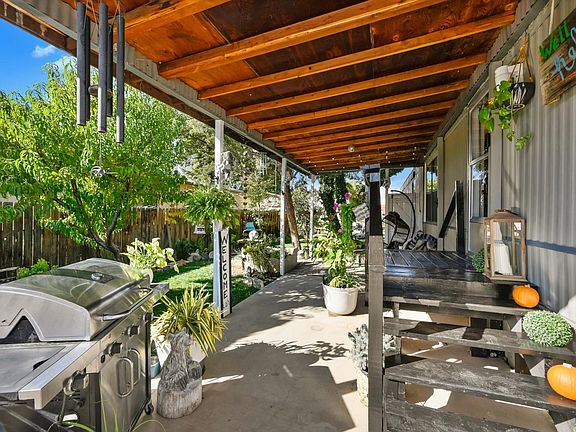 3rd image of 3050 1/2 Wren Wood Ct
