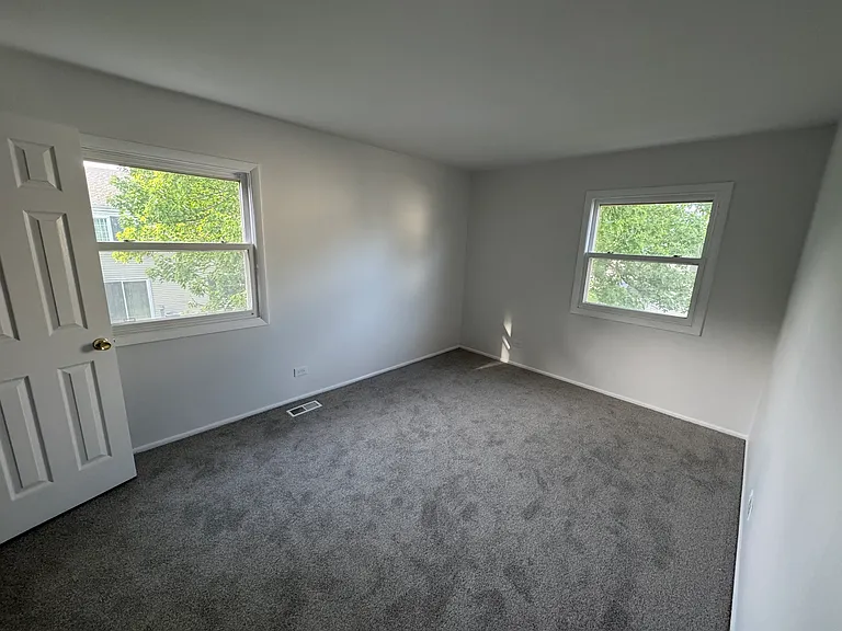 328 David Ct #B — Photo 7