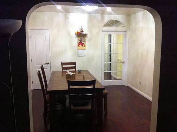 3rd image of 247 Knowles Ave
