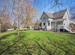 1240 S Jackson St, Green Bay, WI 54301