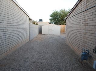6988 N Village View Dr, Tucson, AZ 85741