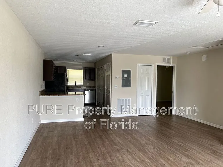 2269 NE 78th Ln — Photo 8