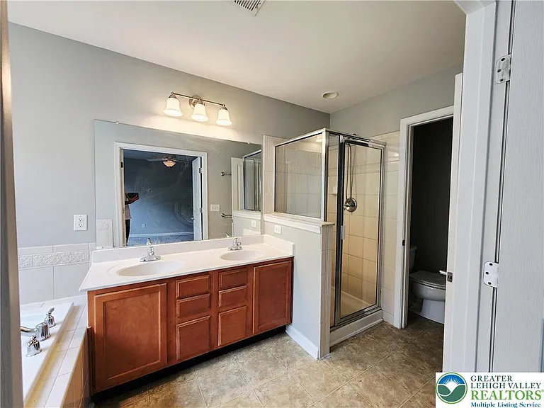 8513 Gateway Rd — Photo 30