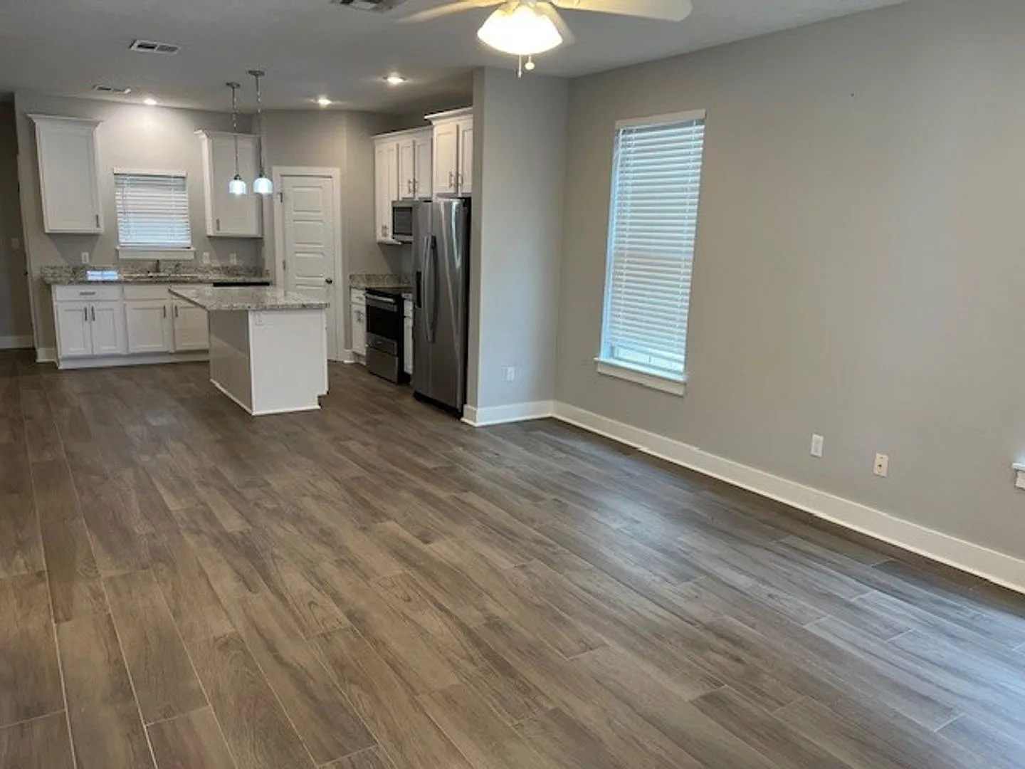 3B/2.5B Townhome Available in South Lake Charles — Photo 2