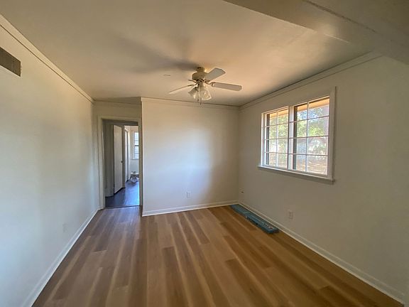 5th image of 1202 Oakdale St