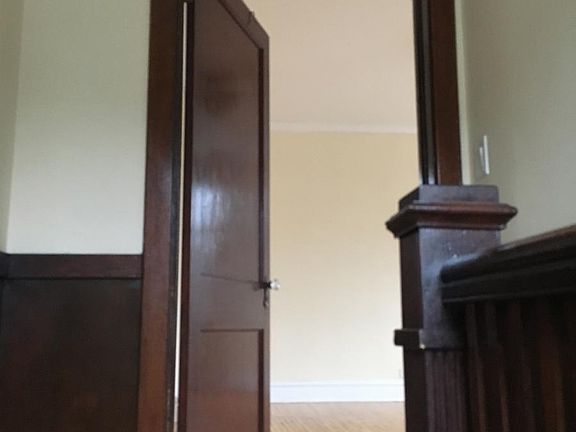 4th image of 4039 N Melvina Ave #2nd
