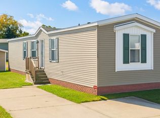 32608 Cary Ln N #32, New Haven, MI 48048