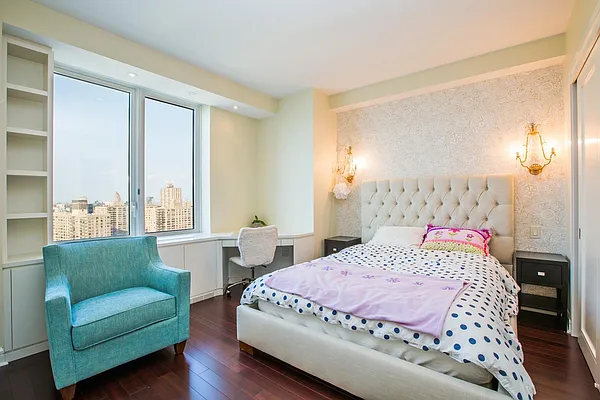 Sold by NY Best Homes Realty | media 11
