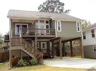 1911 E Winn St, Kemah, TX 77565