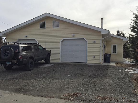 4th image of 1623 Willow St