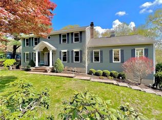 47 Rodia Ridge Rd, Shelton, CT 06484