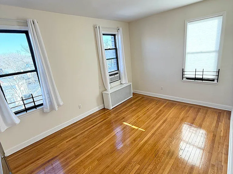 115-25 Metropolitan Ave #61 — Photo 10