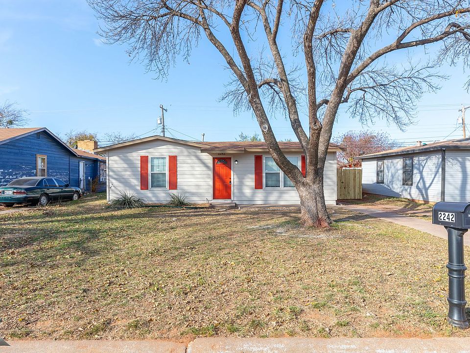 1st image of 2242 Fannin St