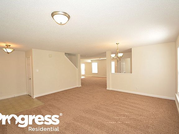 5th image of 683 Heartland Dr