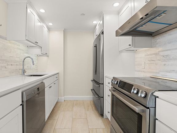 3rd image of 131 Main Street #403