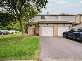 29 New Havens Way, Markham, ON L3T5G1
