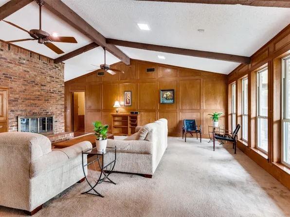 321 Cross Timbers Dr, Double Oak, TX 75077