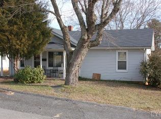 905 9th St, Altavista, VA 24517
