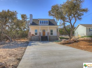 1171 Fuller Dr, Canyon Lake, TX 78133