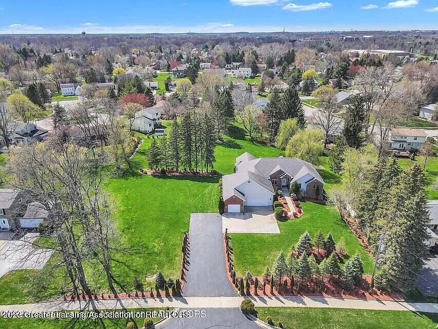 3921 Dobie Rd, Okemos, MI 48864 | MLS #274783 | Zillow