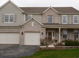 17061 S Auburn Ridge Dr, Lockport, IL 60441