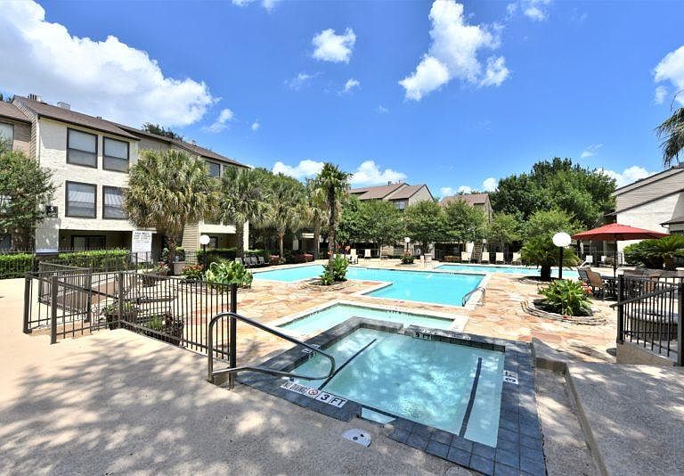 Mackenzie Pointe Apartment Rentals with Virtual tours