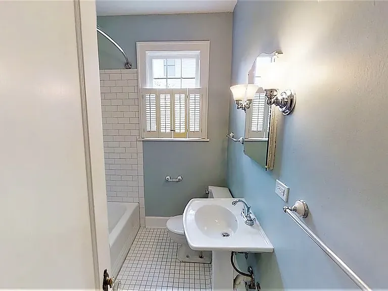 927 Heard Ave — Photo 23