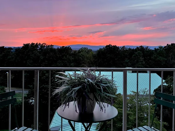 500 Crestwood Dr Unit 1405, Charlottesville, VA 22903