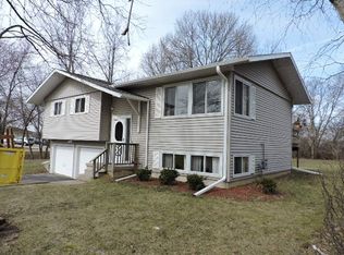 805 Florence St, Fort Atkinson, WI 53538