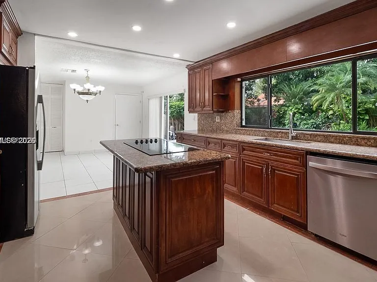 14251 SW 107th Ter — Photo 13