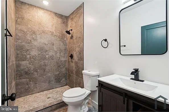 4181 Mantua Ave — Photo 4