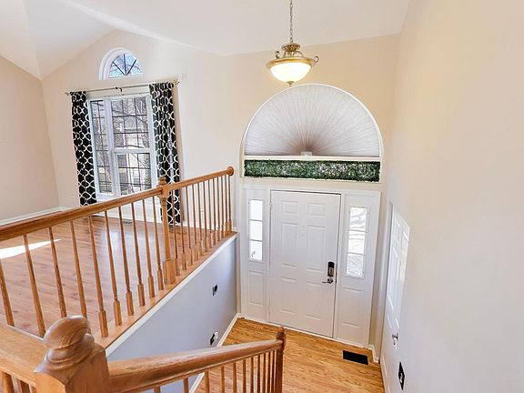 2nd image of 2014 Aspen Dr