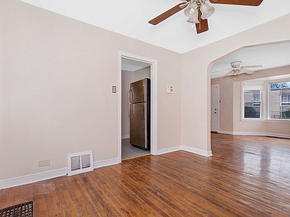 5th image of 9109 S Bishop St