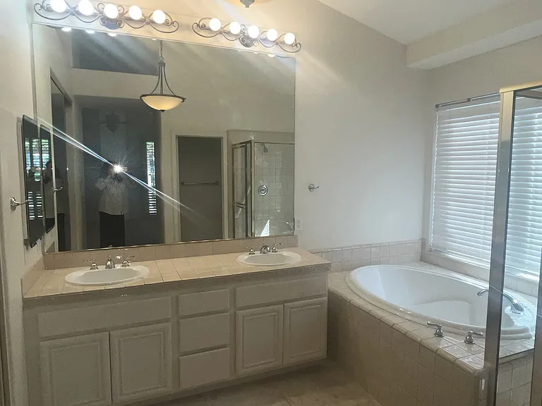 Primary Bath Room