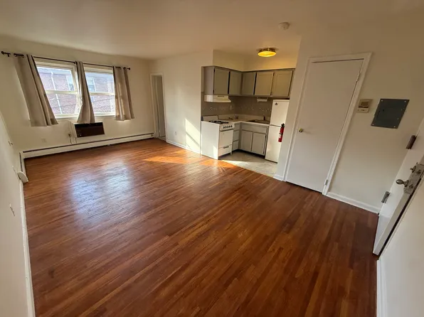 (undisclosed Address), Roselle Park, NJ 07204