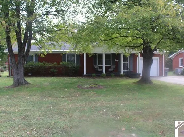 136 Bel Aire Dr, Mayfield, KY 42066