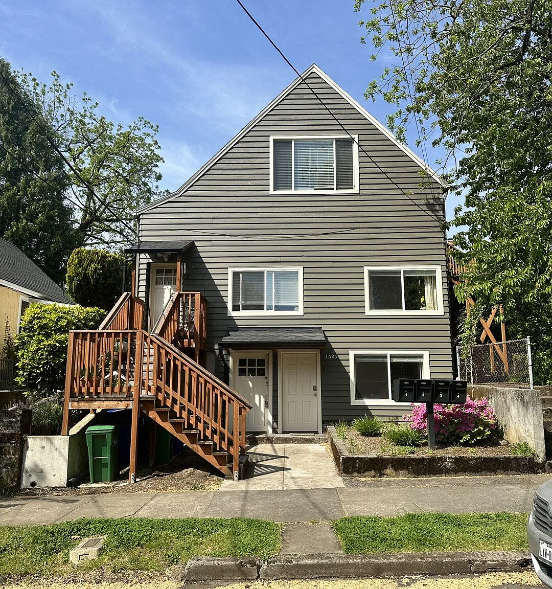 1 bed, 1.0 bath, 700 sqft, $1,425 — Photo 1