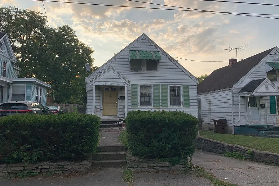 2230 Eastern Ave photo 1