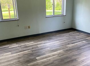 1790 River Dr, Decatur, IL 62522