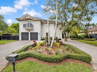 9865 SW 94th Ter, Miami, FL 33176 | Zillow