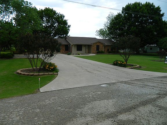 2nd image of 1004 Palamino Dr