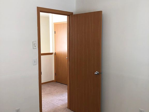 4th image of 4545 S Junett St #B